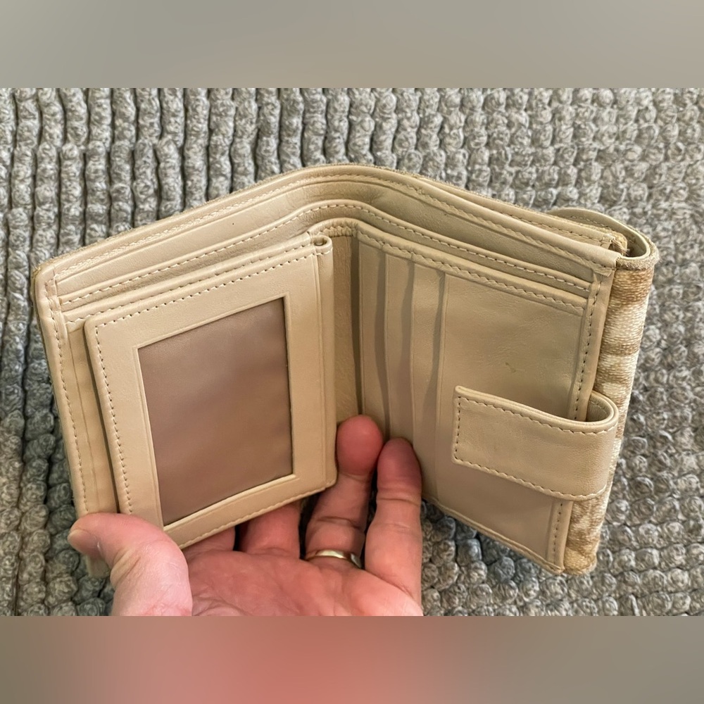 Dior Tan Canvas wallet - Picture 5 of 8
